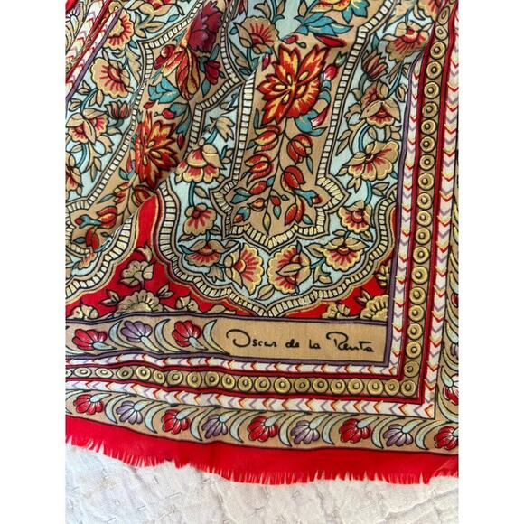 Oscar De La Renta Silk Red Floral Scarf - Picture 3 of 3